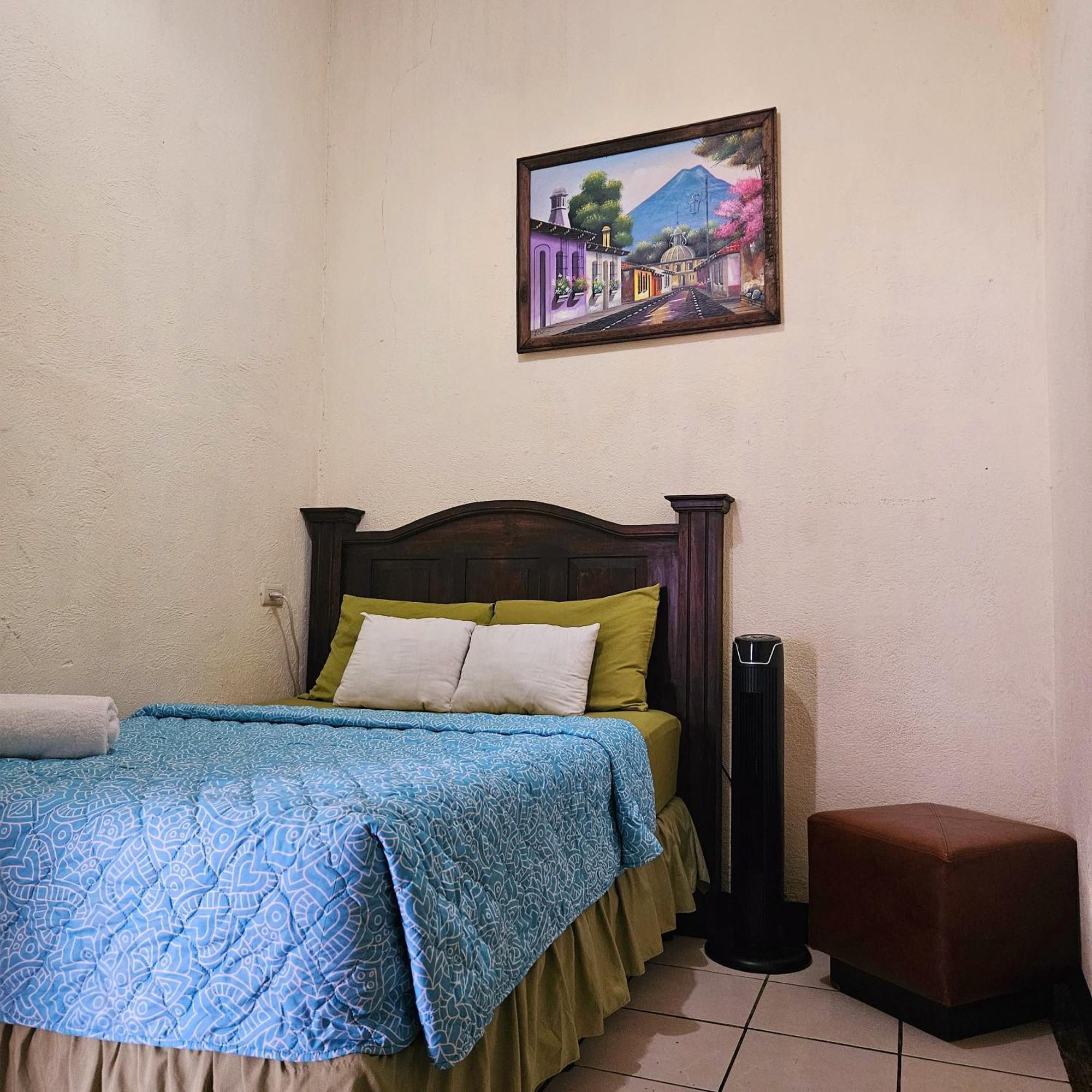 Hotel Cermeno'S House Antigua Esterno foto